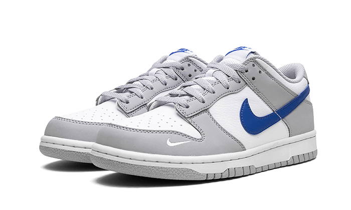 dunk-low-mini-swoosh-wolf-grey-game-royal-basketsold