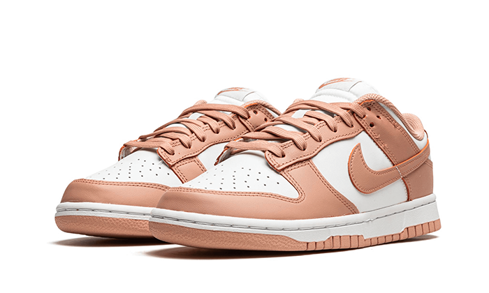 dunk-low-rose-whisper-basketsold