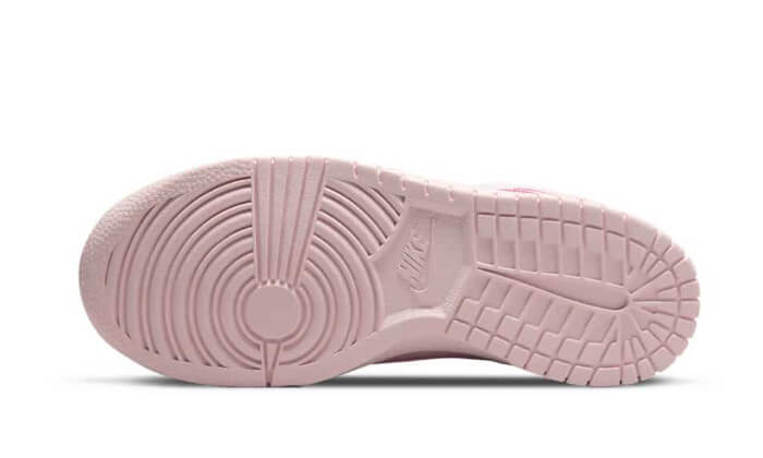 dunk-low-se-prism-pink-basketsold