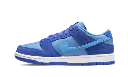 sb-dunk-low-blue-raspberry-basketsold