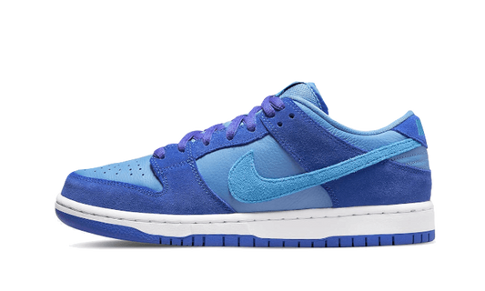 sb-dunk-low-blue-raspberry-basketsold