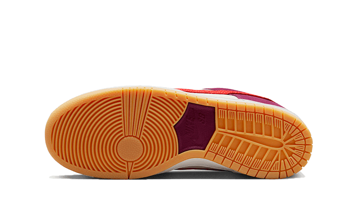 sb-dunk-low-skate-like-a-girl-bordeaux-basketsold