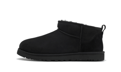 classic-ultra-mini-boot-black-basketsold