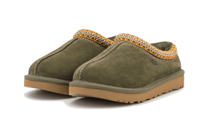 tasman-slipper-burnt-olive-gum-basketsold