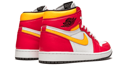 air-jordan-1-retro-high-og-light-fusion-red-basketsold