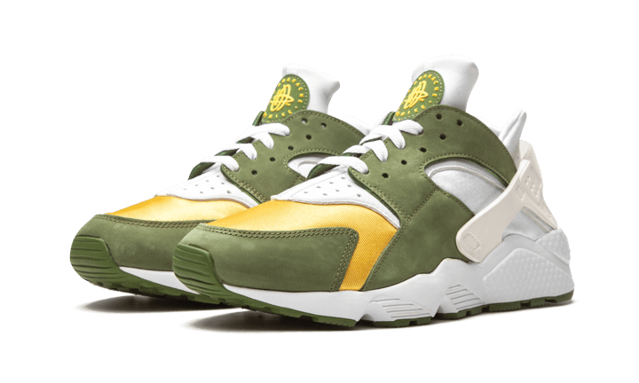 air-huarache-stussy-dark-olive-2021-basketsold