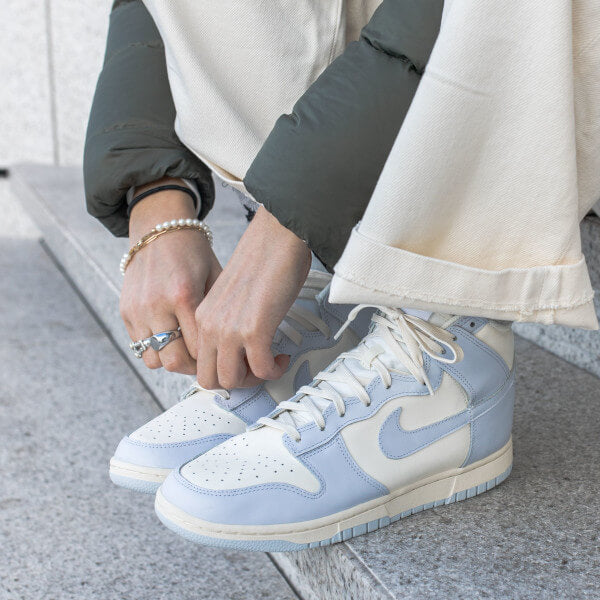 dunk-high-football-grey-basketsold