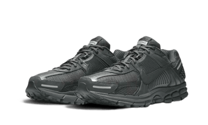 zoom-vomero-5-sp-anthracite-basketsold