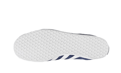 gazelle-navy-white-basketsold