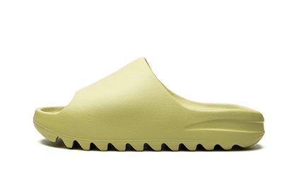 yeezy-slide-resin-restock-pair-basketsold