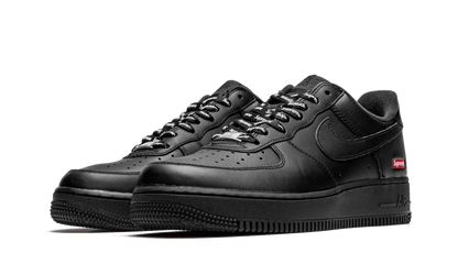 air-force-1-low-black-supreme-basketsold