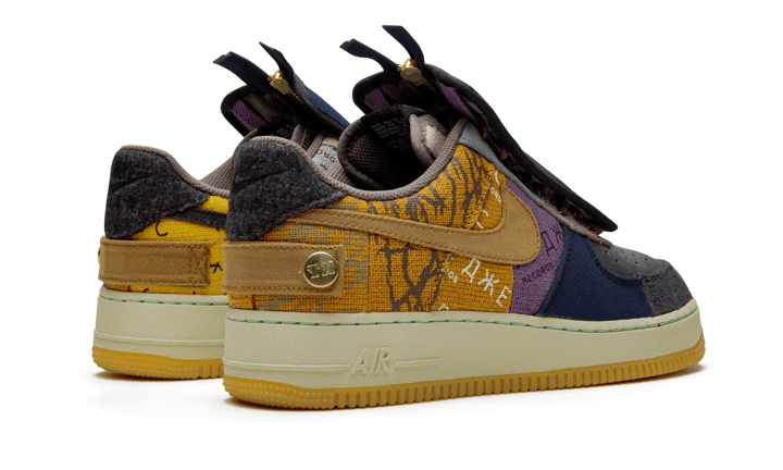 air-force-1-low-fossil-travis-scott-basketsold