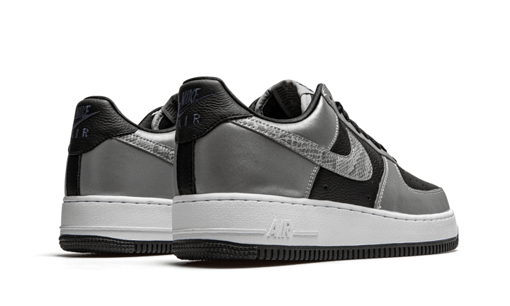 air-force-1-low-silver-snake-2021-basketsold