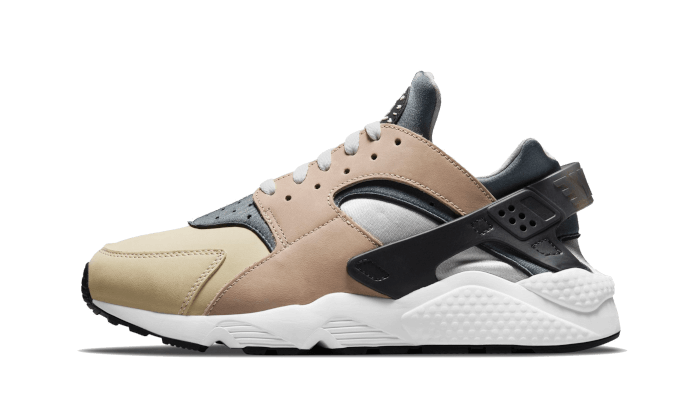 air-huarache-escape-2021-basketsold