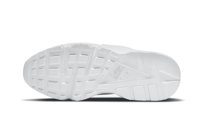 air-huarache-triple-white-2021-basketsold