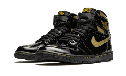 air-jordan-1-high-black-metallic-gold-basketsold