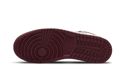air-jordan-1-low-bordeaux-basketsold