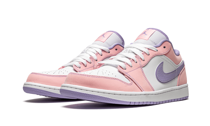 air-jordan-1-low-se-arctic-punch-basketsold