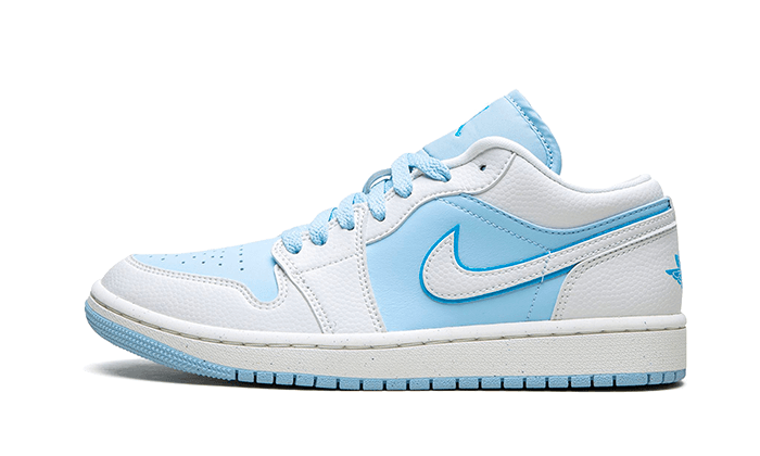 air-jordan-1-low-se-reverse-ice-blue-basketsold