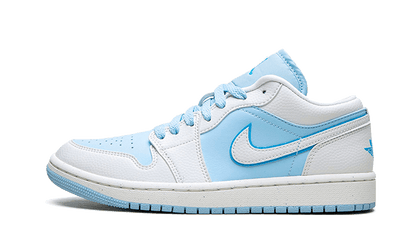 air-jordan-1-low-se-reverse-ice-blue-basketsold