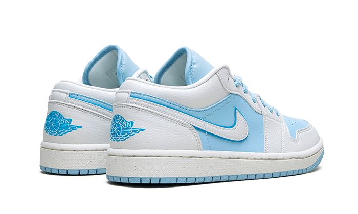 air-jordan-1-low-se-reverse-ice-blue-basketsold