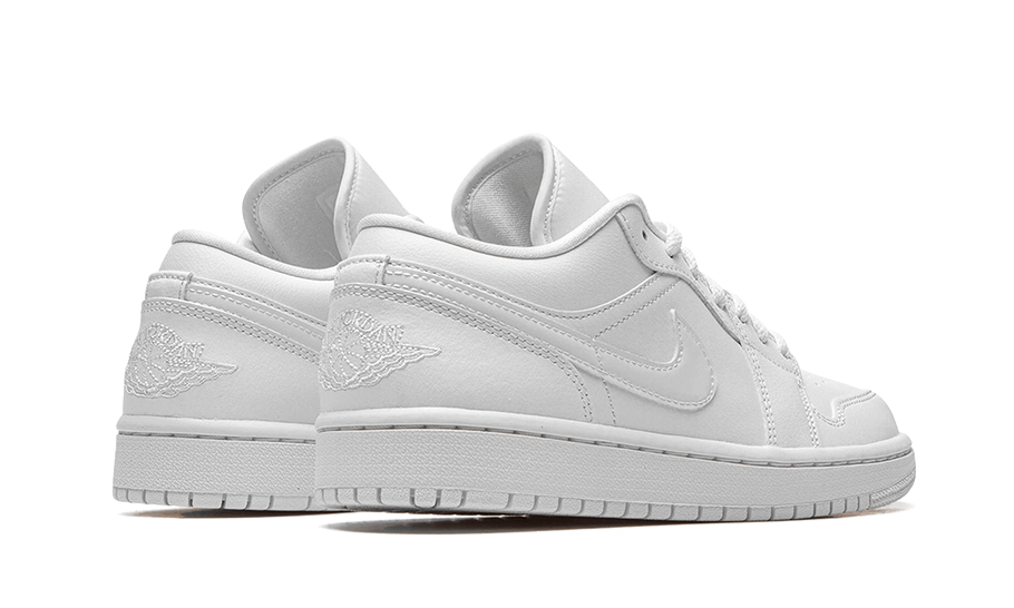 air-jordan-1-low-triple-white-patent-swoosh-2022-basketsold