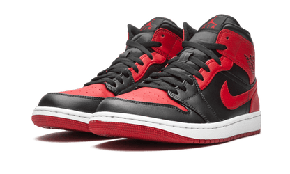 air-jordan-1-mid-banned-2020-basketsold