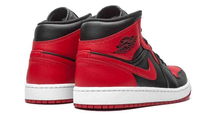 air-jordan-1-mid-banned-2020-basketsold