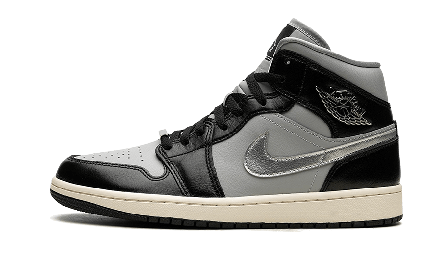 air-jordan-1-mid-black-chrome-basketsold