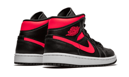 air-jordan-1-mid-black-siren-red-basketsold