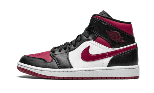 air-jordan-1-mid-bred-toe-basketsold