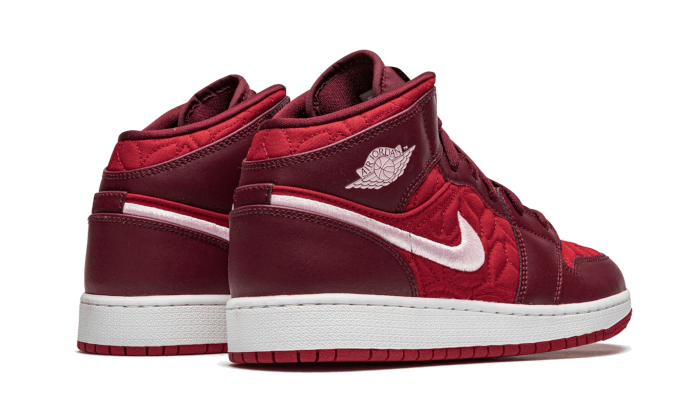 air-jordan-1-mid-se-red-quilt-basketsold