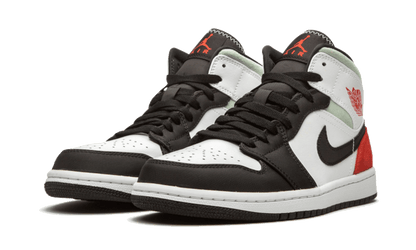 air-jordan-1-mid-se-union-black-toe-basketsold