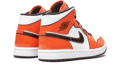 air-jordan-1-mid-turf-orange-basketsold