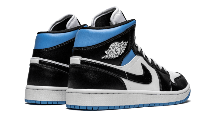 air-jordan-1-mid-university-black-white-basketsold