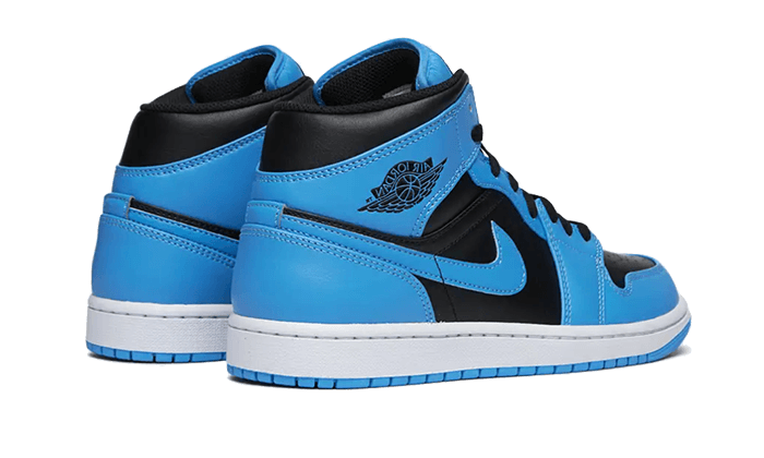 air-jordan-1-mid-university-blue-black-basketsold