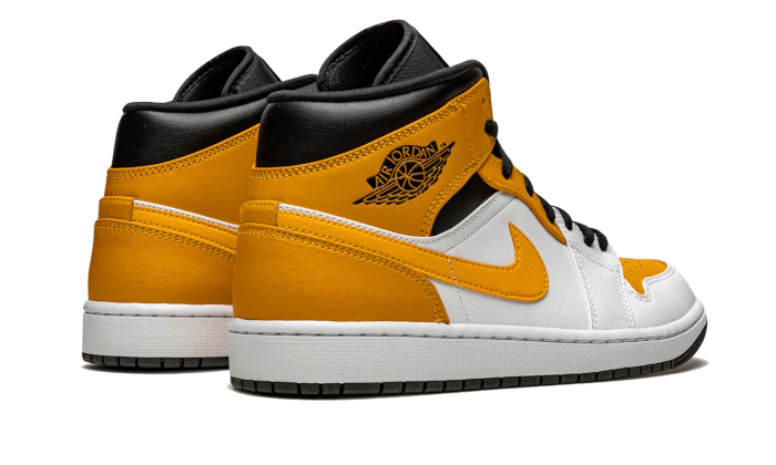 air-jordan-1-mid-university-gold-basketsold