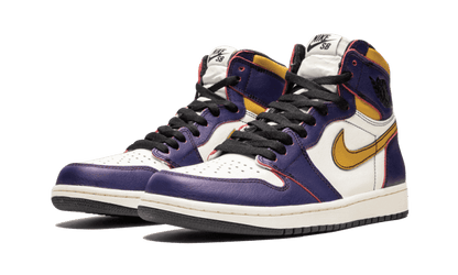 air-jordan-1-retro-high-og-defiant-nike-sb-lakers-basketsold