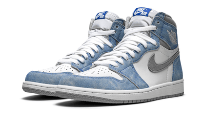 air-jordan-1-retro-high-og-hyper-royal-basketsold