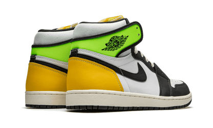 air-jordan-1-retro-high-og-volt-gold-basketsold