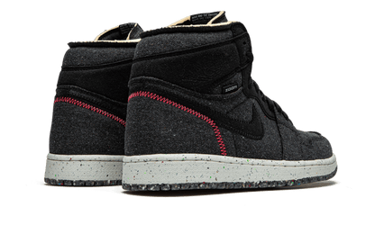 air-jordan-1-retro-high-zoom-space-hippie-basketsold