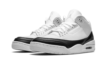 air-jordan-3-retro-fragment-white-black-basketsold