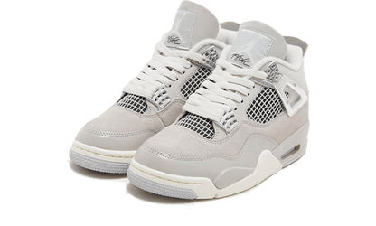 air-jordan-4-retro-frozen-moments-runstock