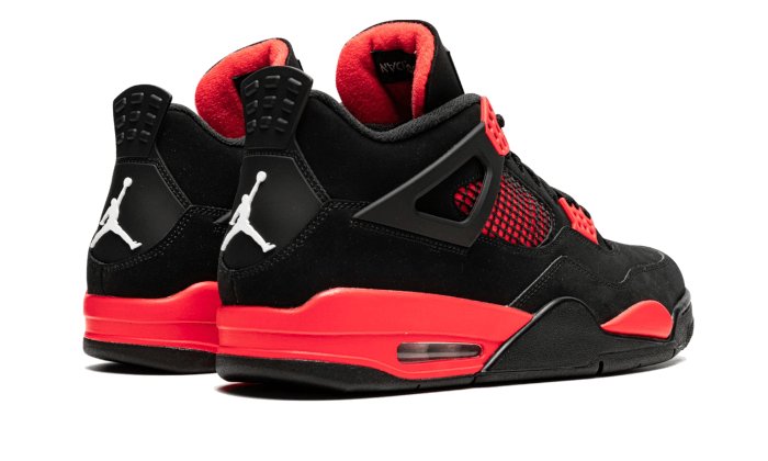 air-jordan-4-retro-red-thunder-basketsold