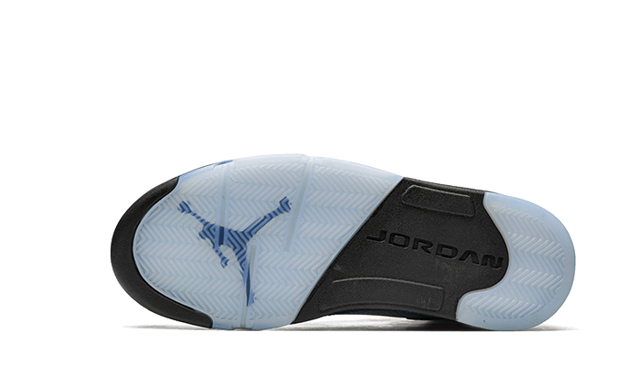 air-jordan-5-unc-basketsold