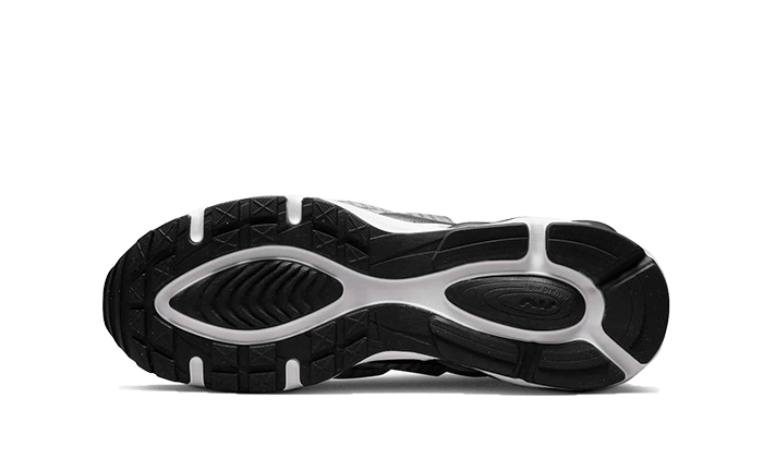 air-max-tw-black-white-basketsold