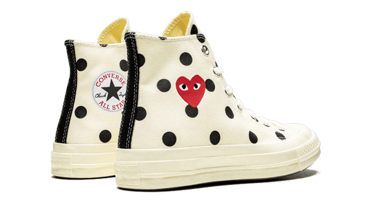chuck-taylor-all-star-70s-hi-comme-des-garons-play-polka-dot-white-basketsold