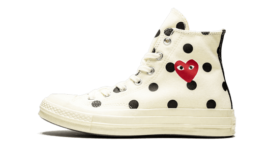 chuck-taylor-all-star-70s-hi-comme-des-garons-play-polka-dot-white-basketsold