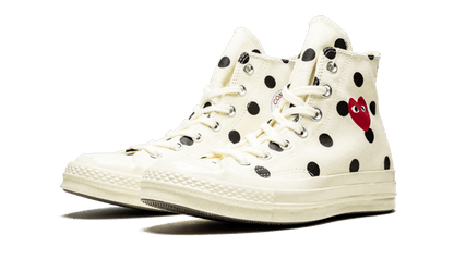 chuck-taylor-all-star-70s-hi-comme-des-garons-play-polka-dot-white-basketsold