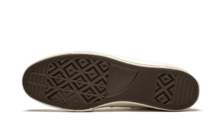 chuck-taylor-all-star-70s-hi-comme-des-garons-play-white-basketsold